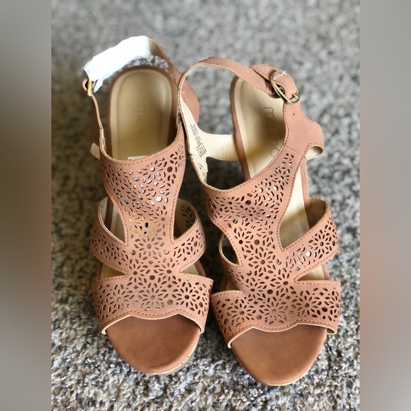 NWT Wedges♥️♥️ - Picture 6 of 6